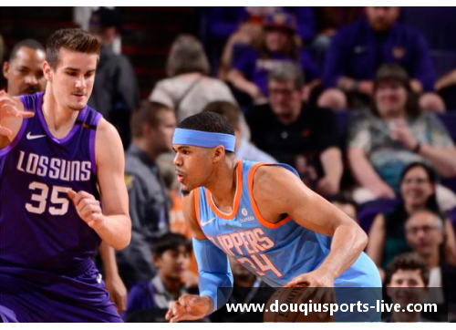 NBA季后赛焦点：快船对决勇士，谁能笑到最后？